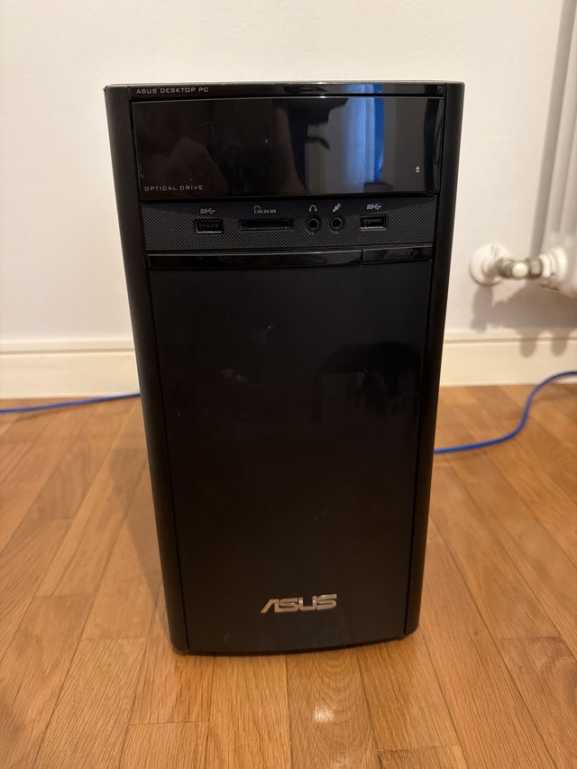 Asus desktop - vista frontale del case